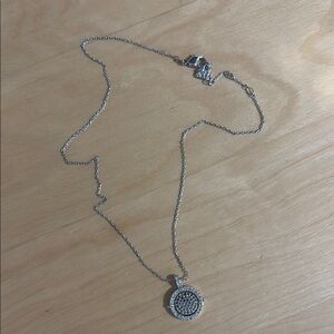 Elegant Silver Pendant Necklace
